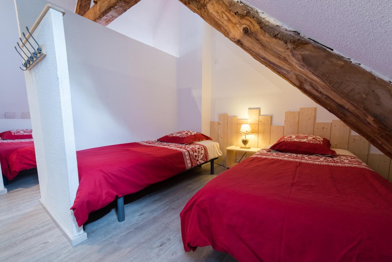 Gite La Maisonnee Sazos Eksteriør billede